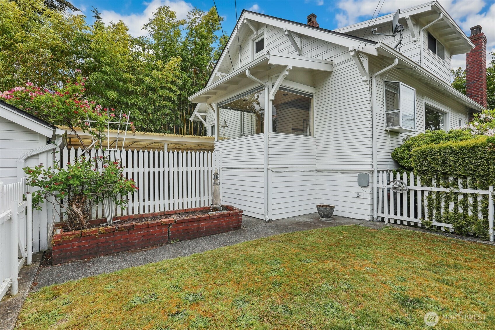 Property Photo:  7216  33rd Avenue NW  WA 98117 