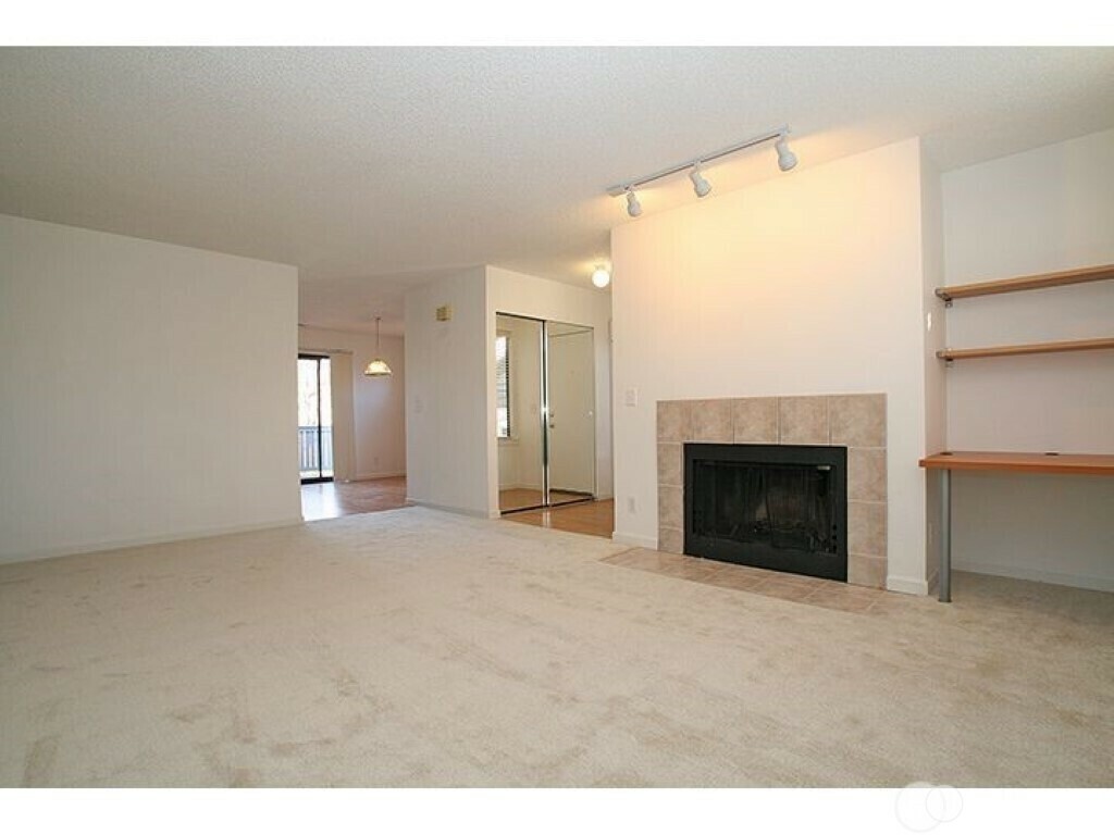 Property Photo: 9922 NE 144th Lane 508 WA 98034