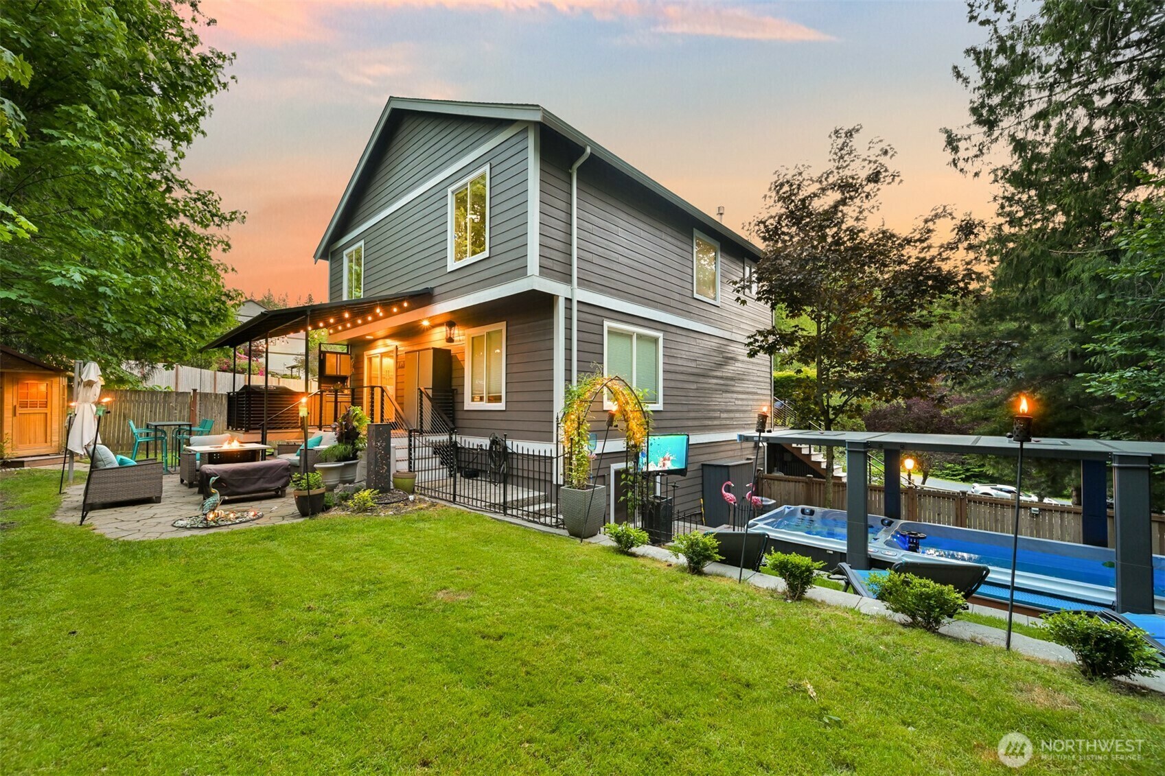 Property Photo: 1348 Parkstone Lane WA 98229