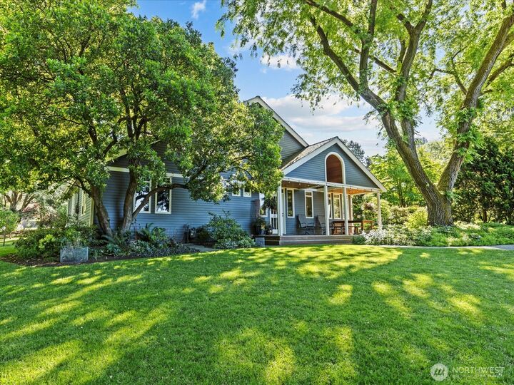 Property Photo: 11231 NE 67th Street WA 98033