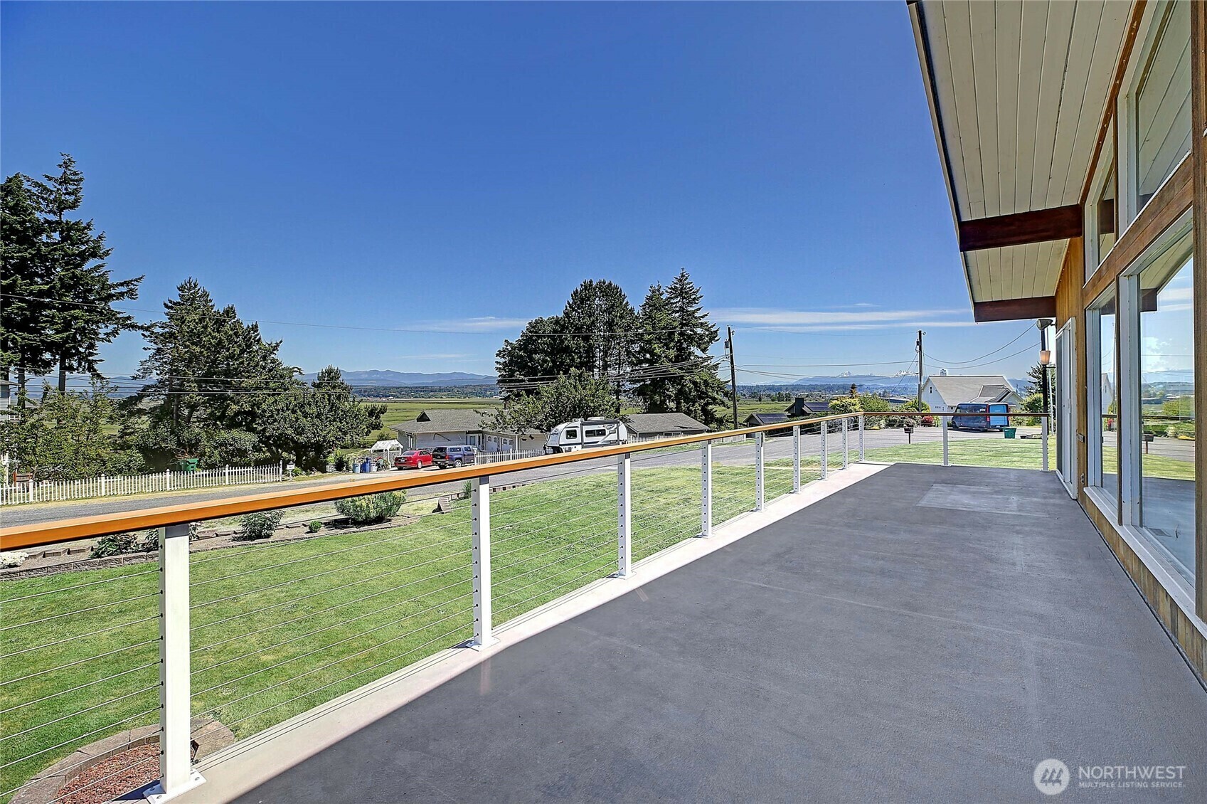 Property Photo: 1466 Larkspur Lane WA 98282