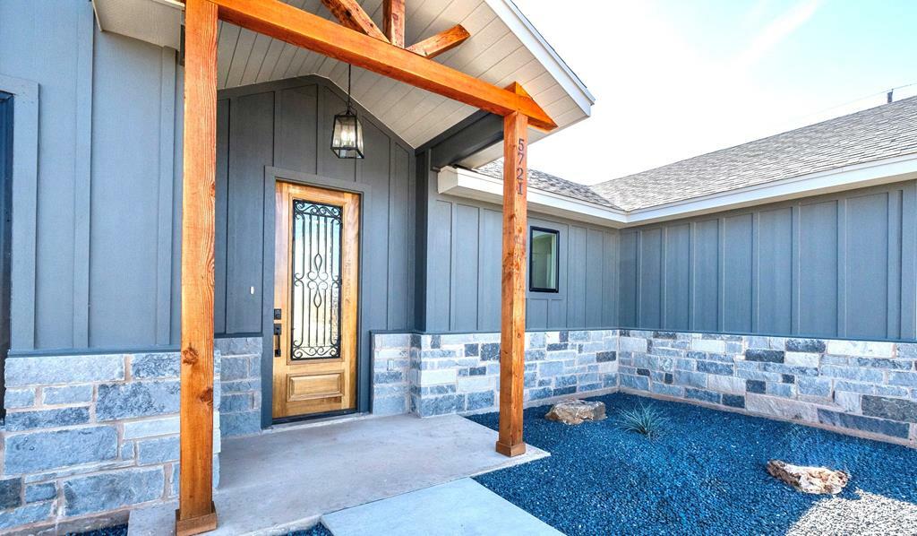Property Photo: 5721 Melrose Ave TX 76901
