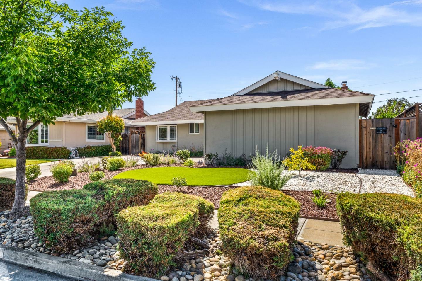 Property Photo: 1296 Ashcroft Lane CA 95118