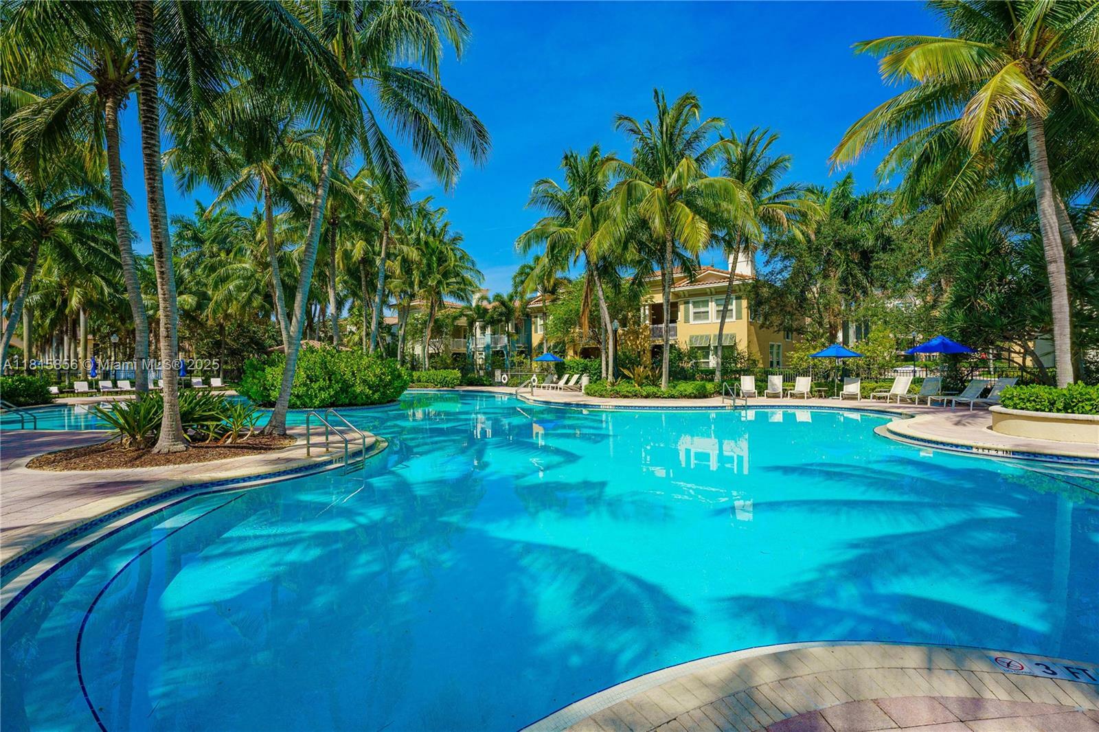 Property Photo:  2900 NW 125th Ave 3-418  FL 33323 