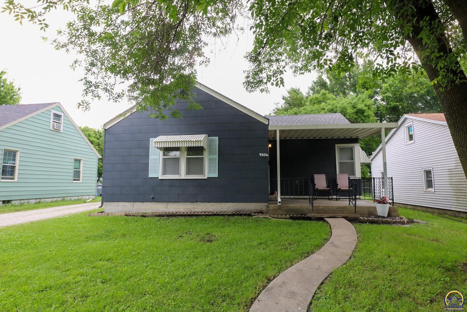 Property Photo:  630 Walnut St  KS 66801 