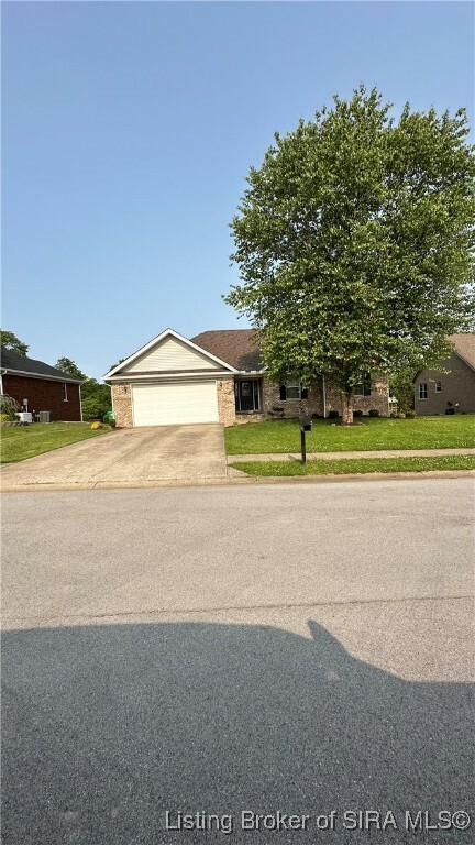 Property Photo: 1146 Copperfield Drive IN 47122