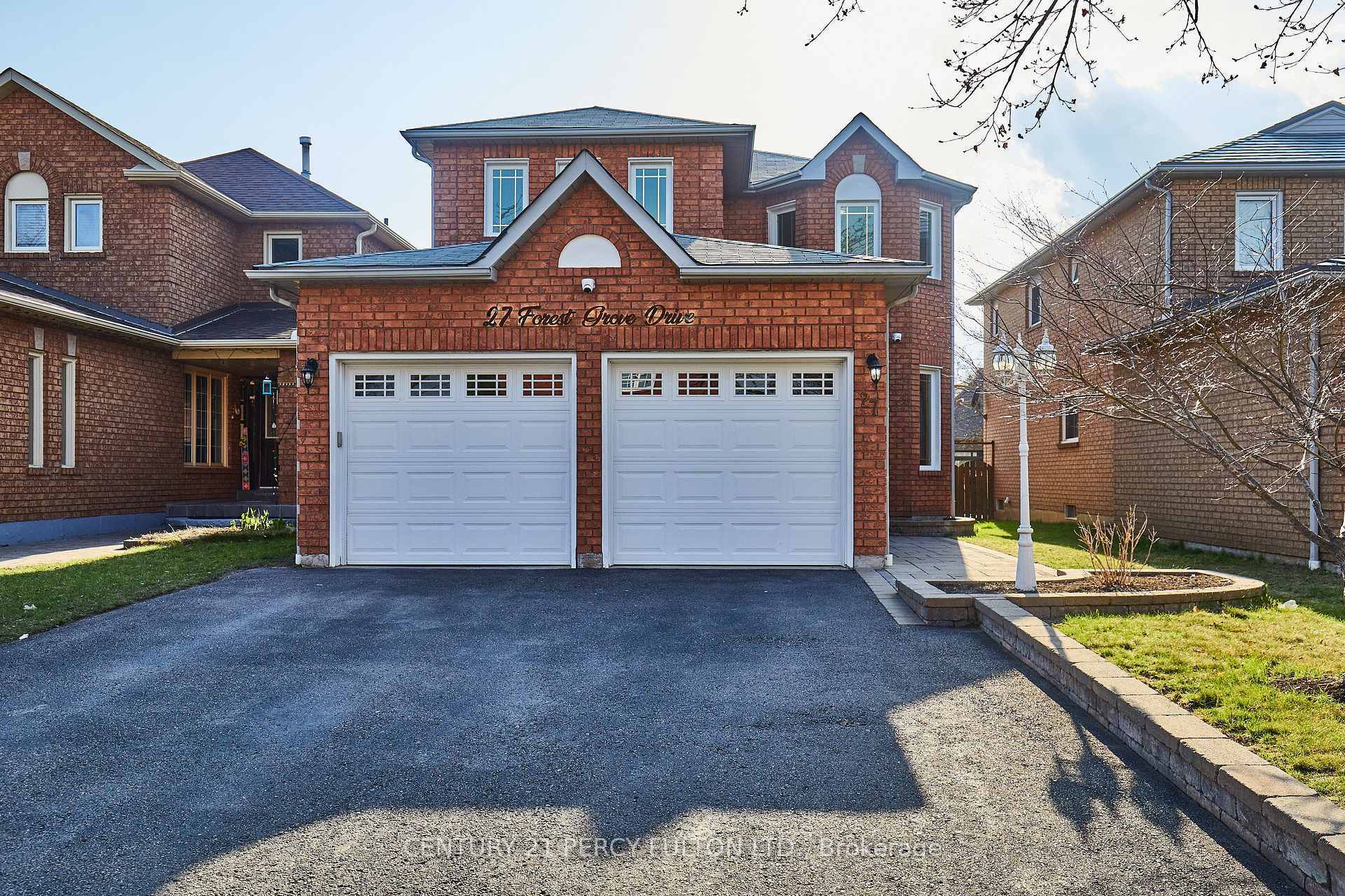 27 Forest Grove Drive  Whitby ON L1R 2A7 photo