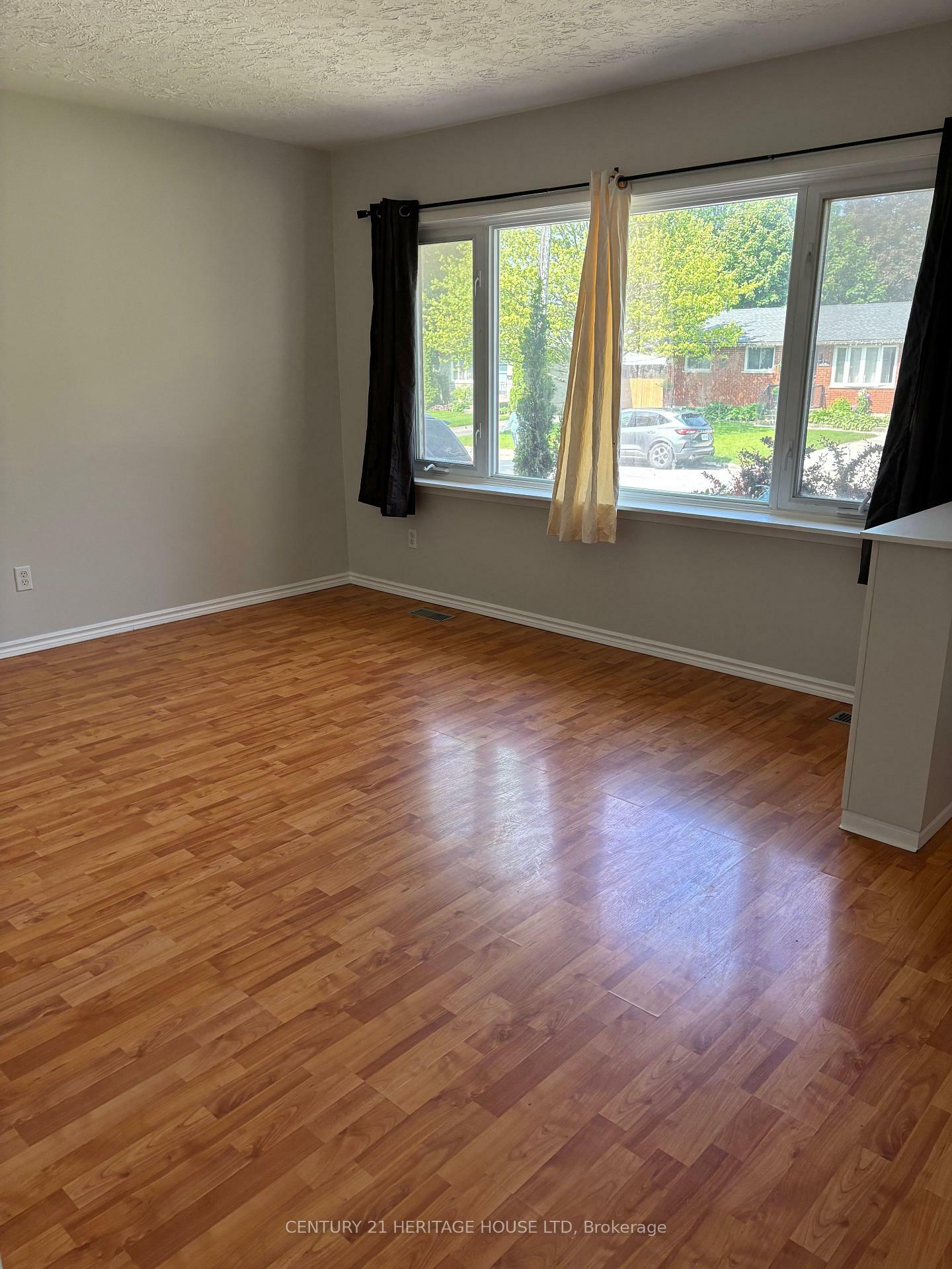 Property Photo: 29 McCully Drive S Main And Upper Floor ON N5R 5E3