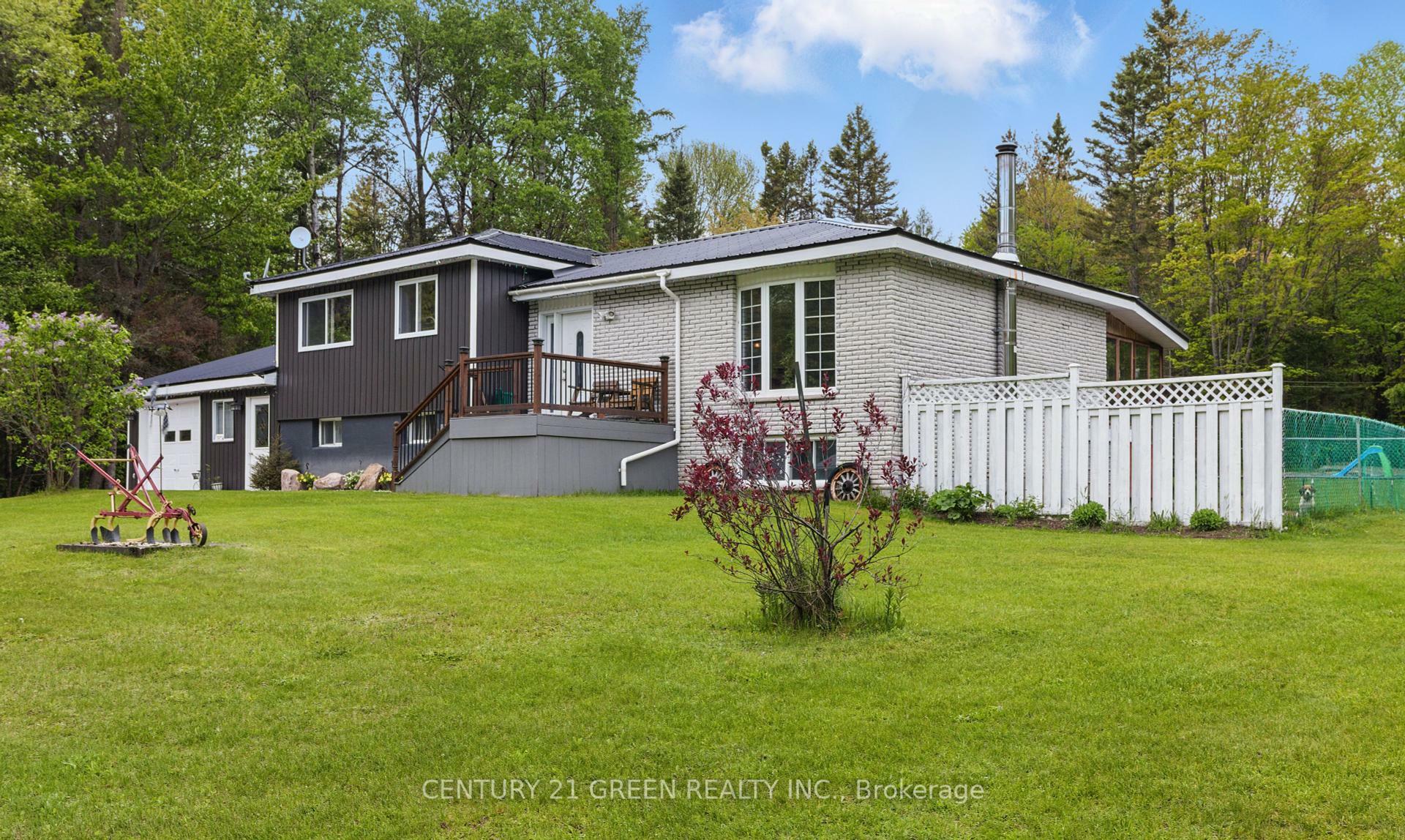 Photo de la propriété:  414 Hill Valley Road  ON P0A 1Z0 