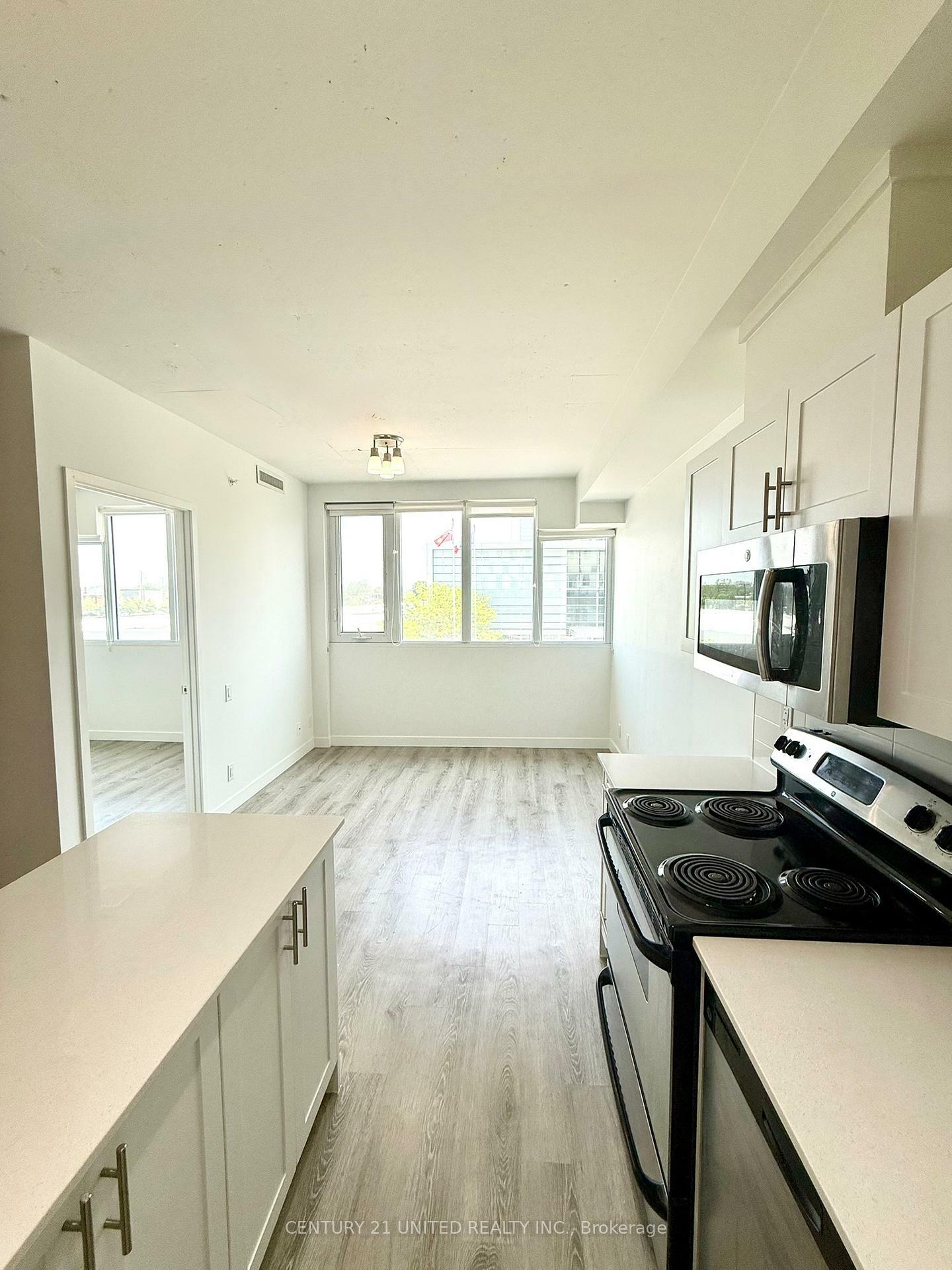 Property Photo: 100 Bond Street E 307 ON L1G 0B7