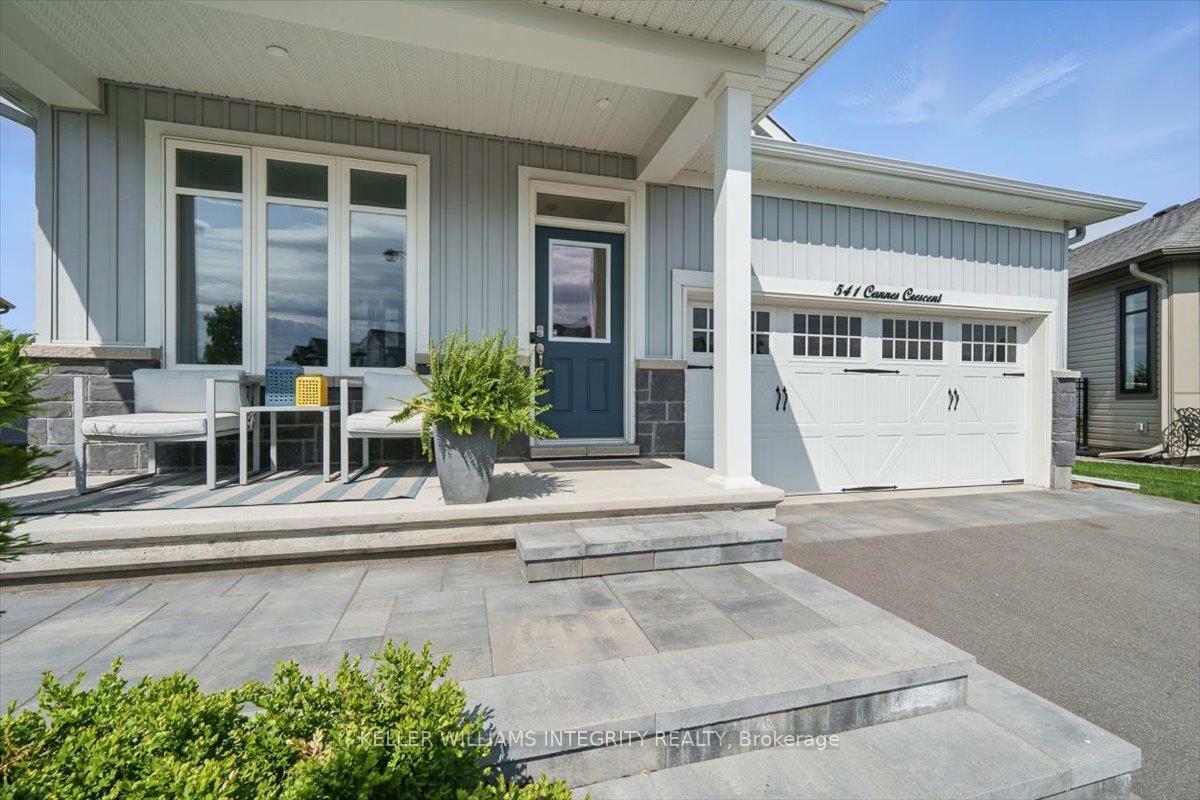 Photo de la propriété: 541 Cannes Crescent ON K4A 5J6