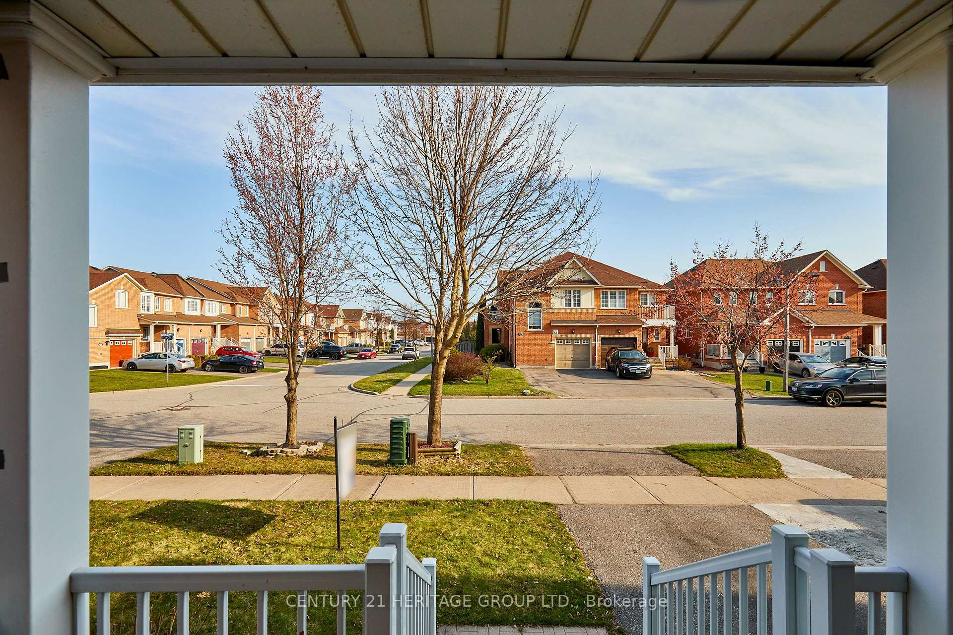 Property Photo: 73 Rich Crescent ON L1P 1V6