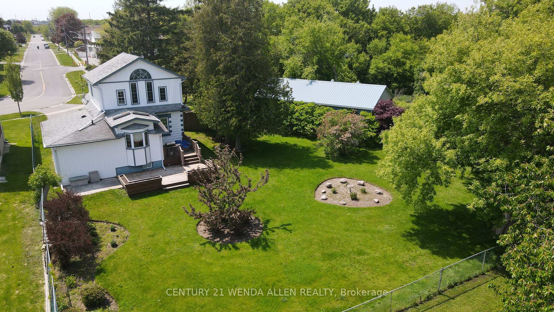 Property Photo: 995 Cedar Street ON L1J 3R5