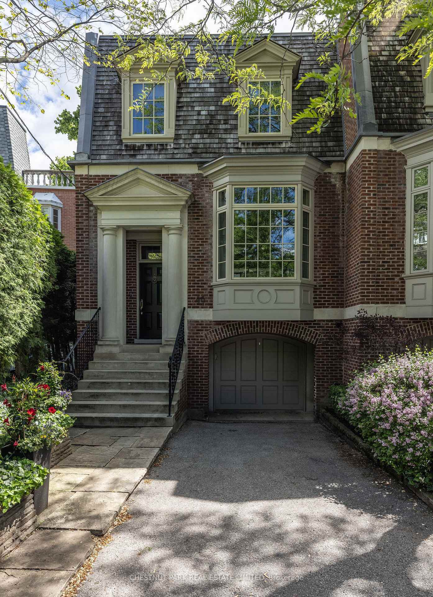 Property Photo:  40 Summerhill Gardens  ON M4T 1B4 