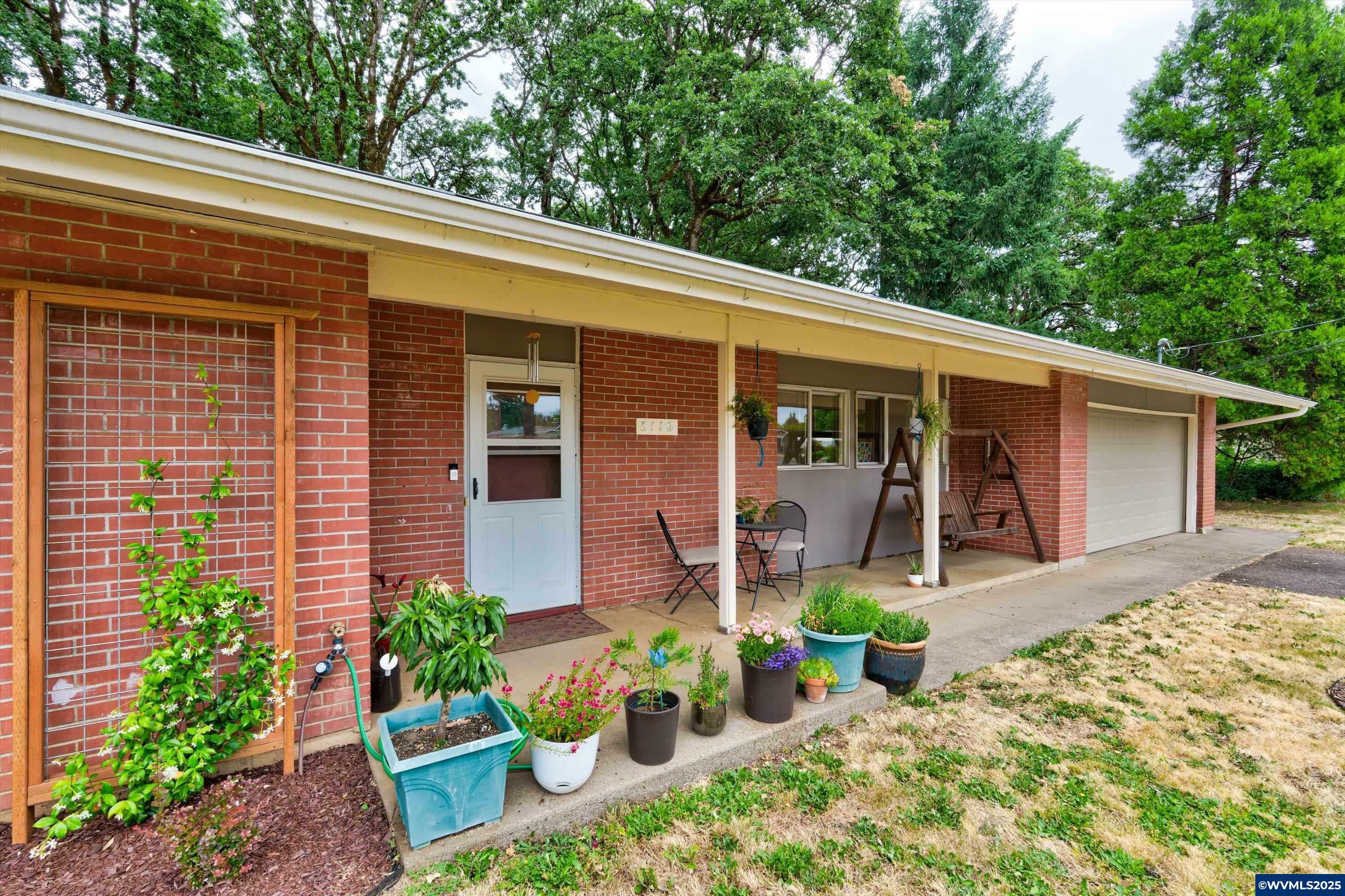Property Photo: 3116 NE Willamette Av OR 97330