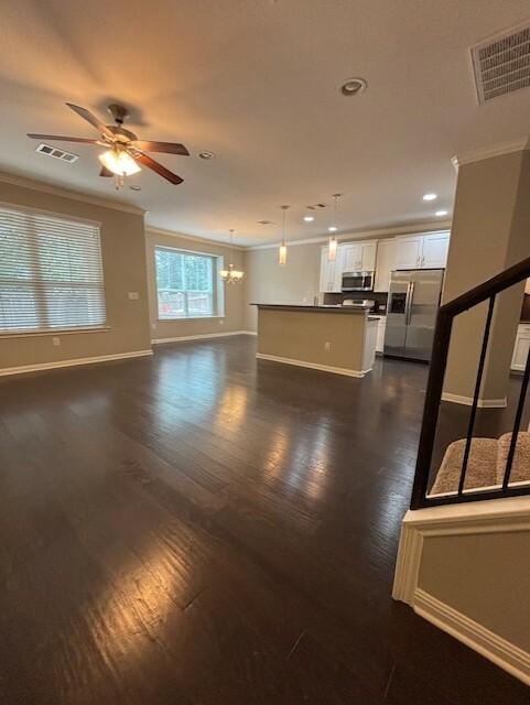 Property Photo: 13400 Briarwick Drive 1003 TX 78729