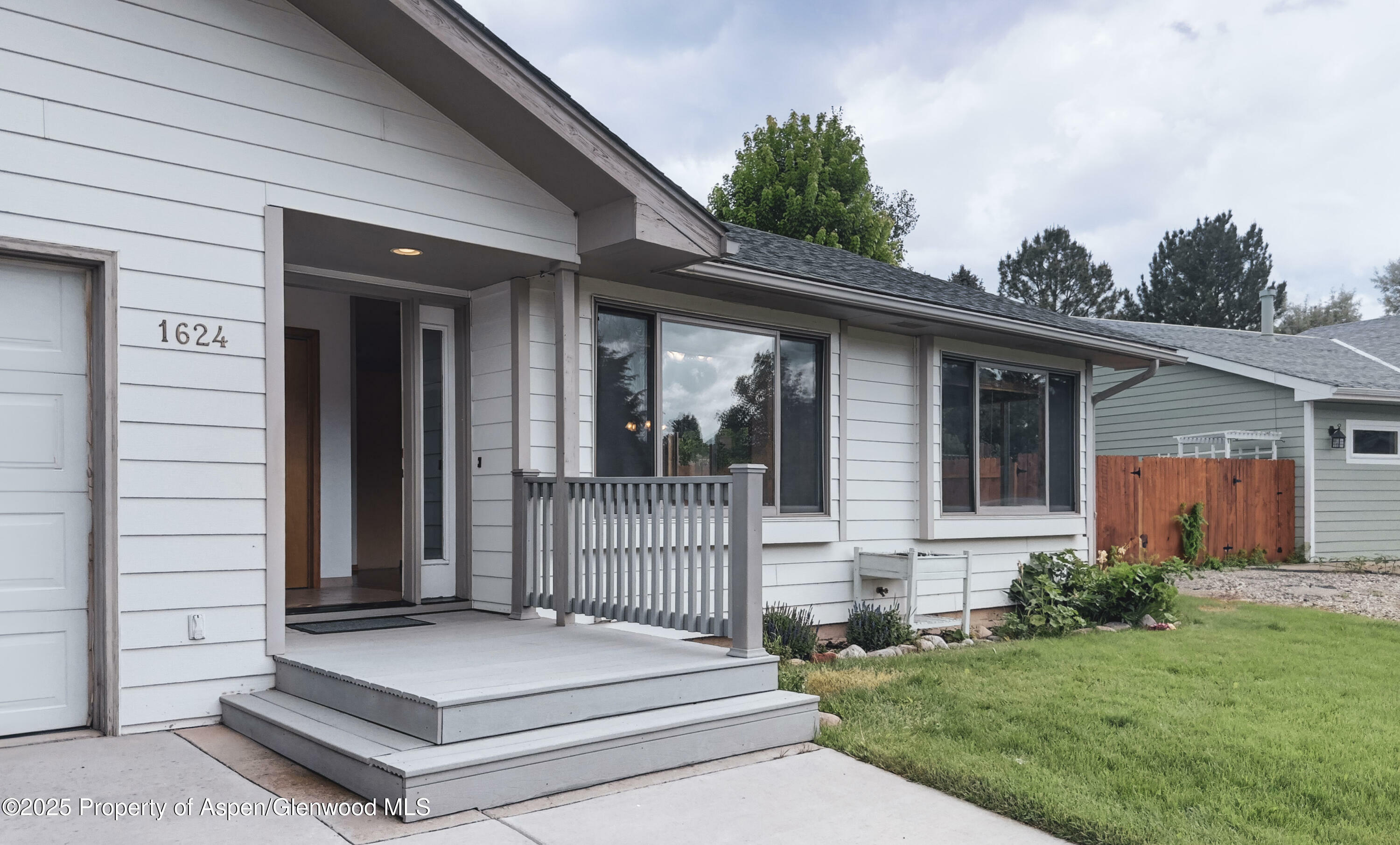 Property Photo: 1624 Defiance Drive CO 81623