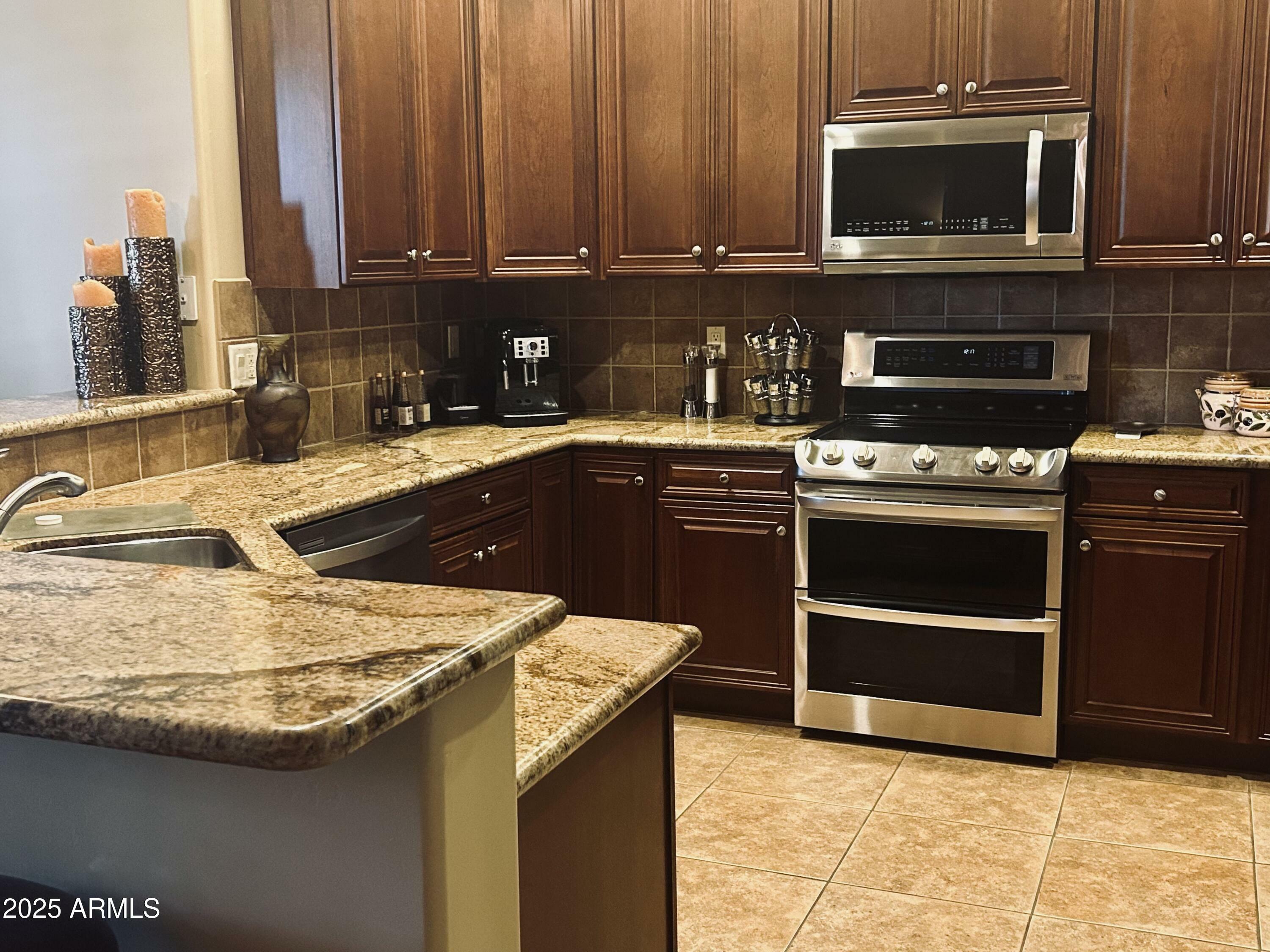 Property Photo: 14000 N 94th Street 1077 AZ 85260