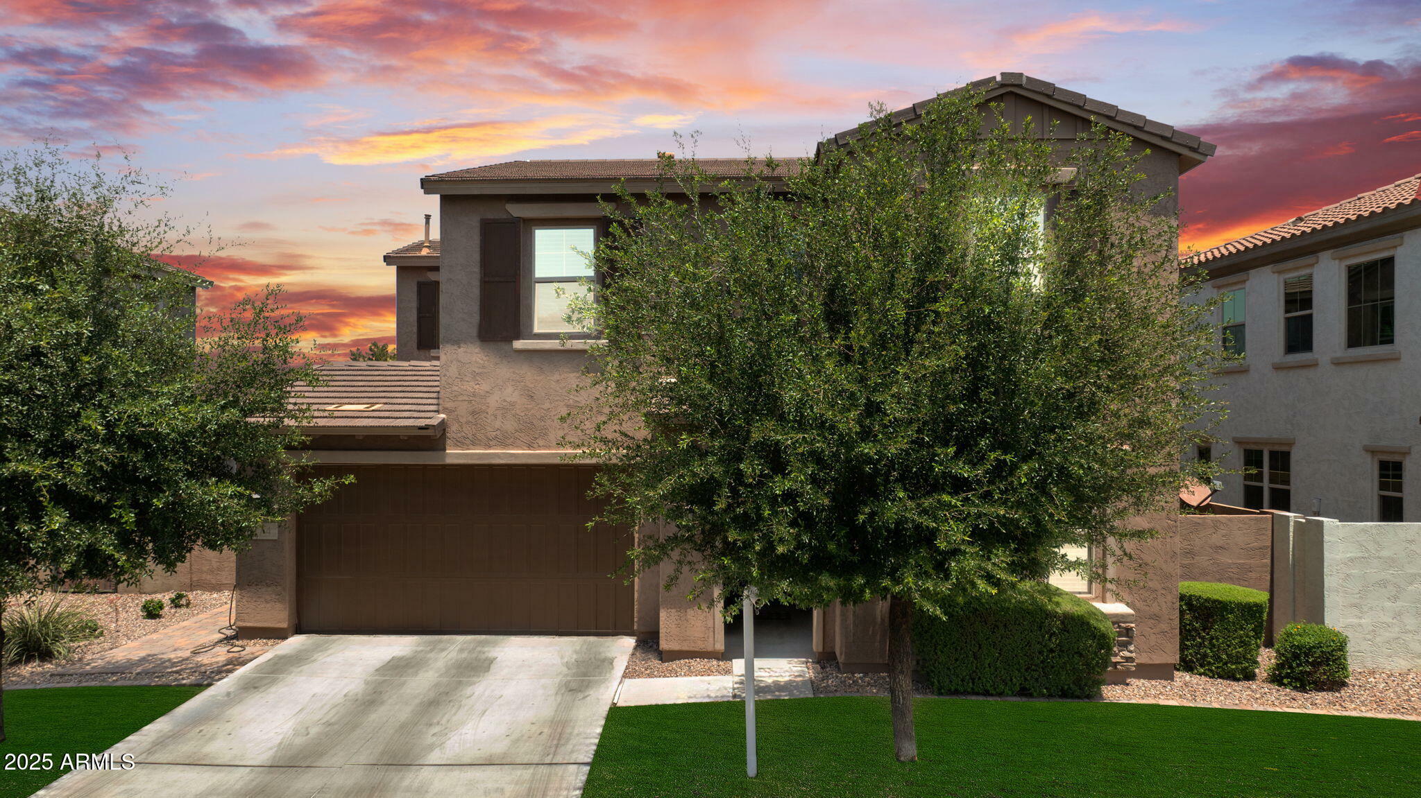 Property Photo:  974 W Zion Way  AZ 85248 