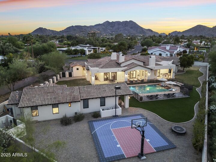 Property Photo: 5340 E Via Los Caballos -- AZ 85253