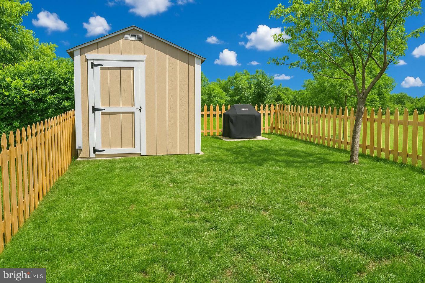 Property Photo: 4353 Downhill Trail MD 21074