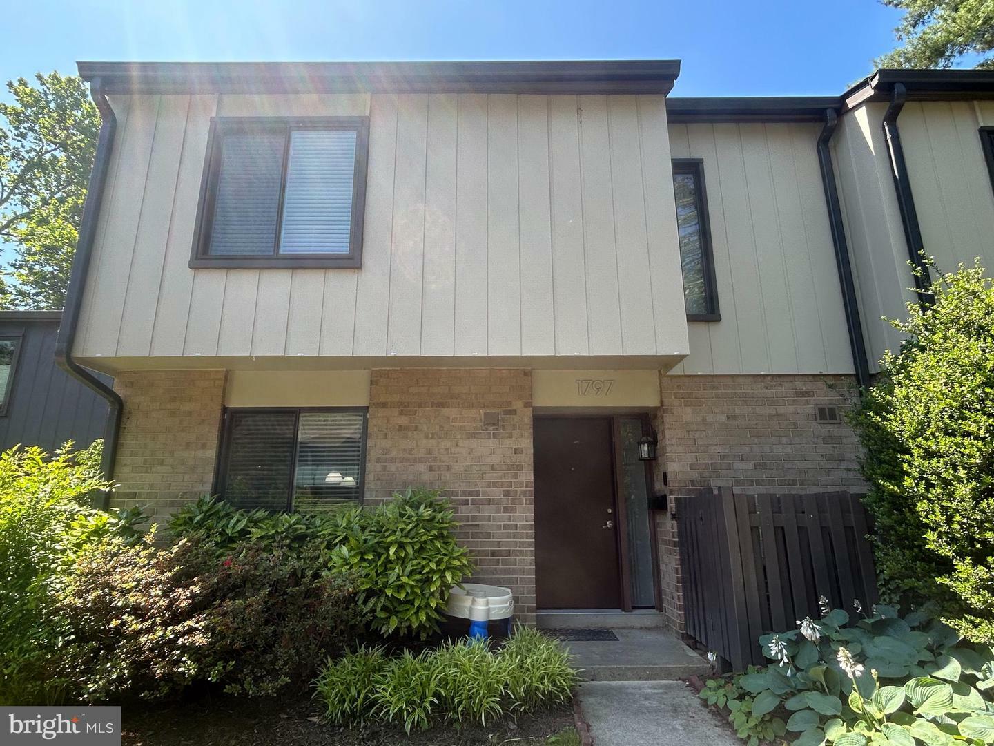 Property Photo: 1797 Ivy Oak Square 67 VA 20190