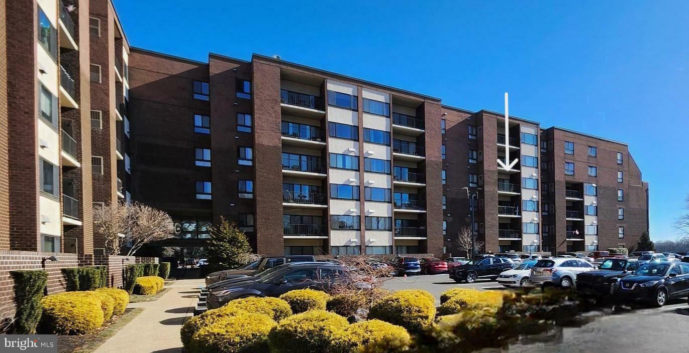 Property Photo: 5100 Convent Lane 412 PA 19114