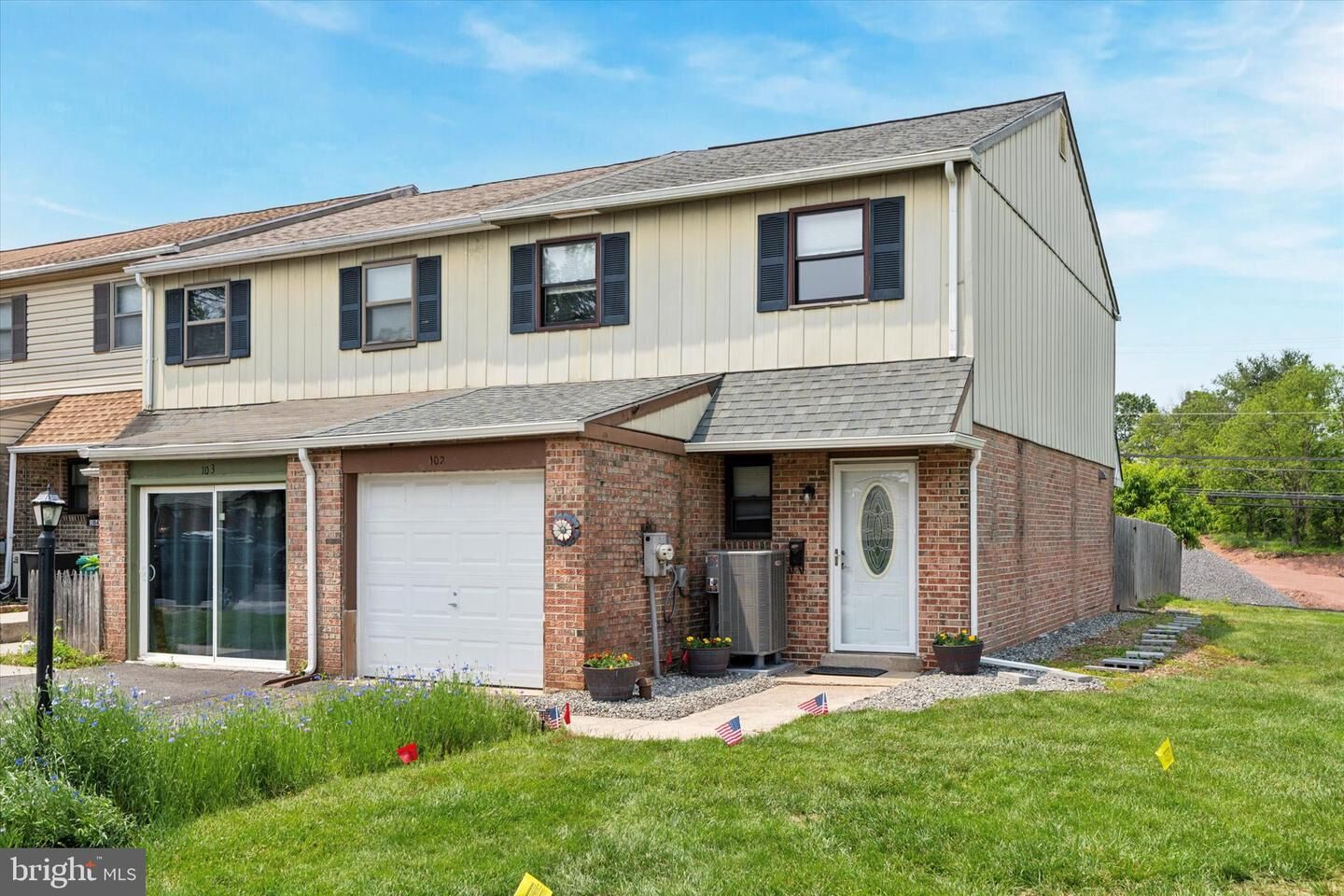Property Photo: 102 Orchard Court PA 19468