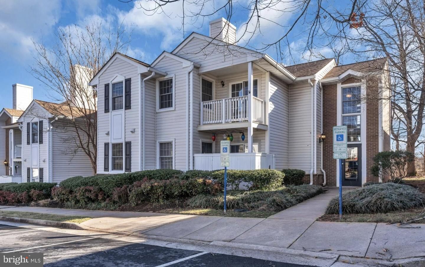 Property Photo: 106 Westwick Court 3 VA 20165