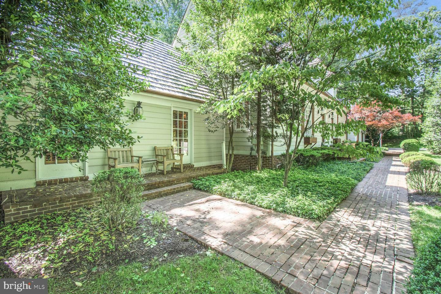 Property Photo: 11801 Glen Mill Road MD 20854