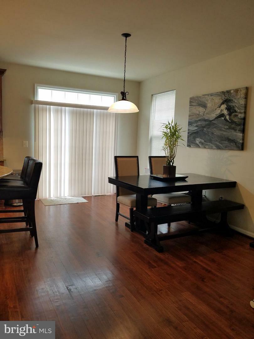 Property Photo: 4675 Carisbrooke Lane VA 22030