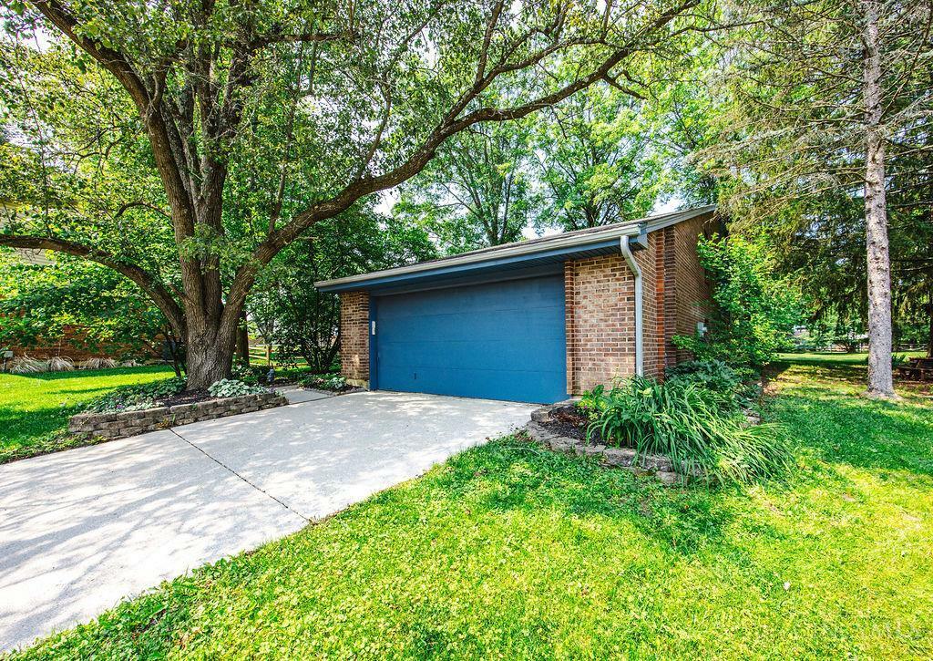 Property Photo: 8669 Schoolhouse Place OH 45039