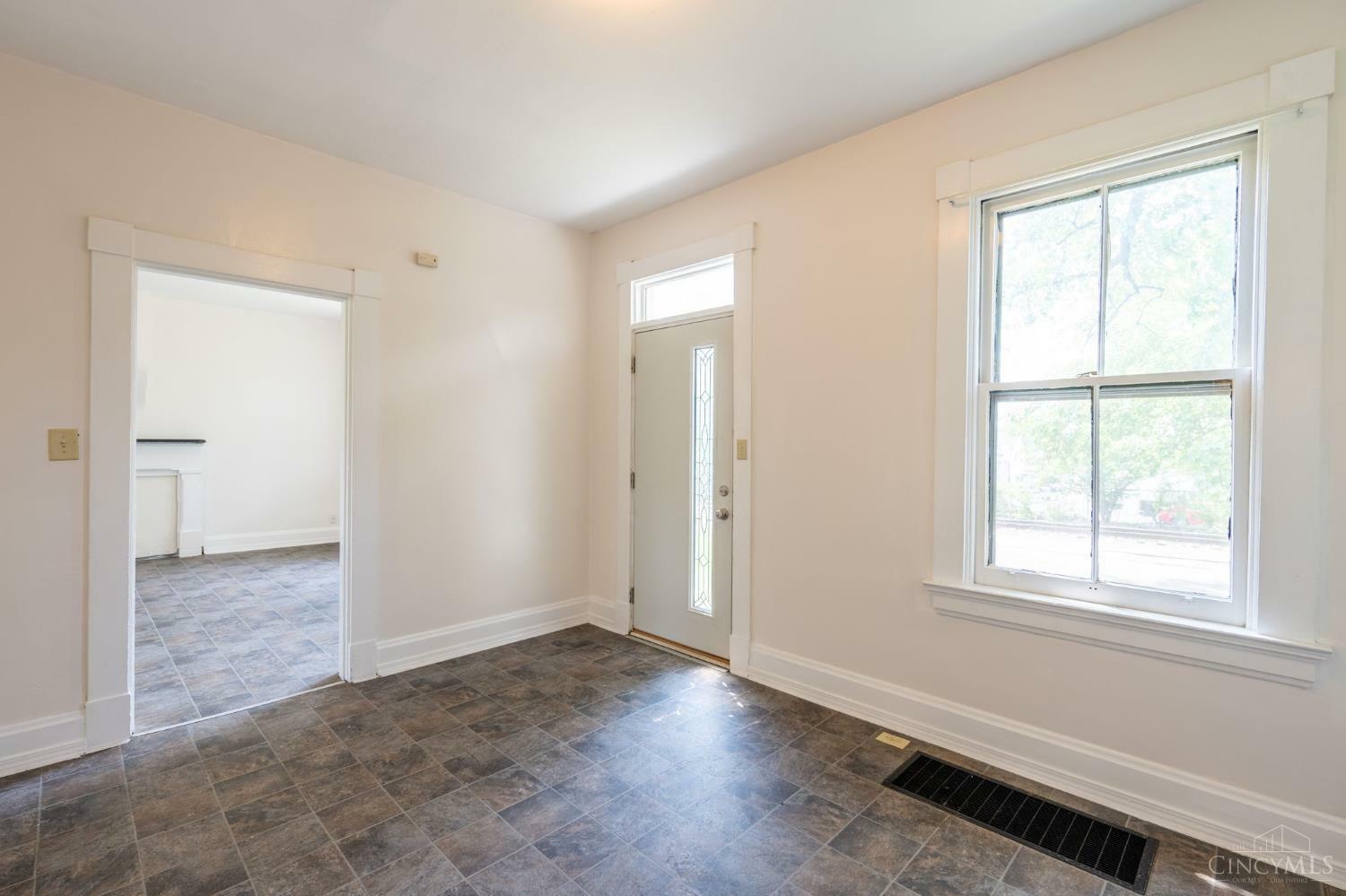 Property Photo: 724 Second Street OH 45215