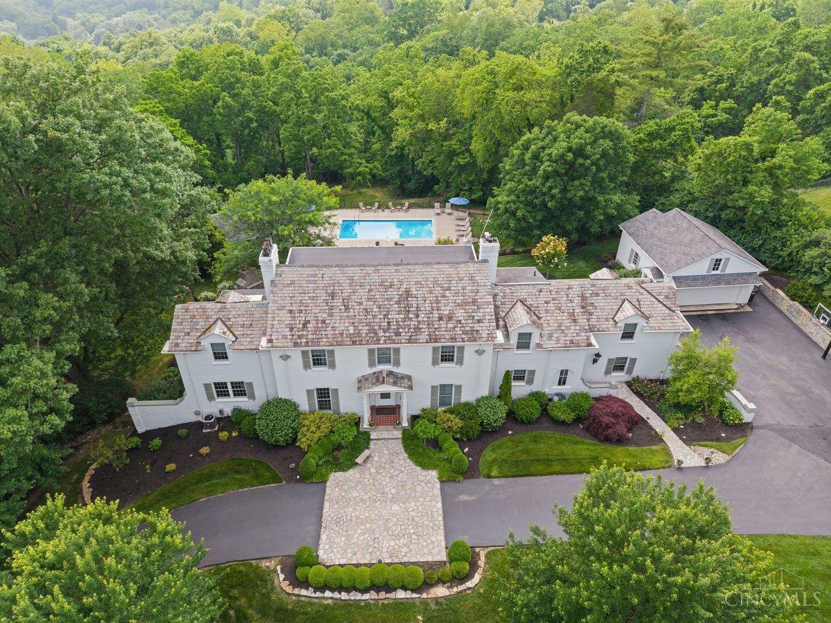 Property Photo: 675 Watch Hill Lane OH 45230