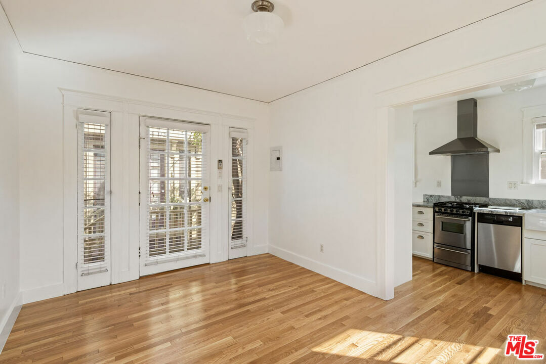 Property Photo: 1714 Echo Park Ave CA 90026