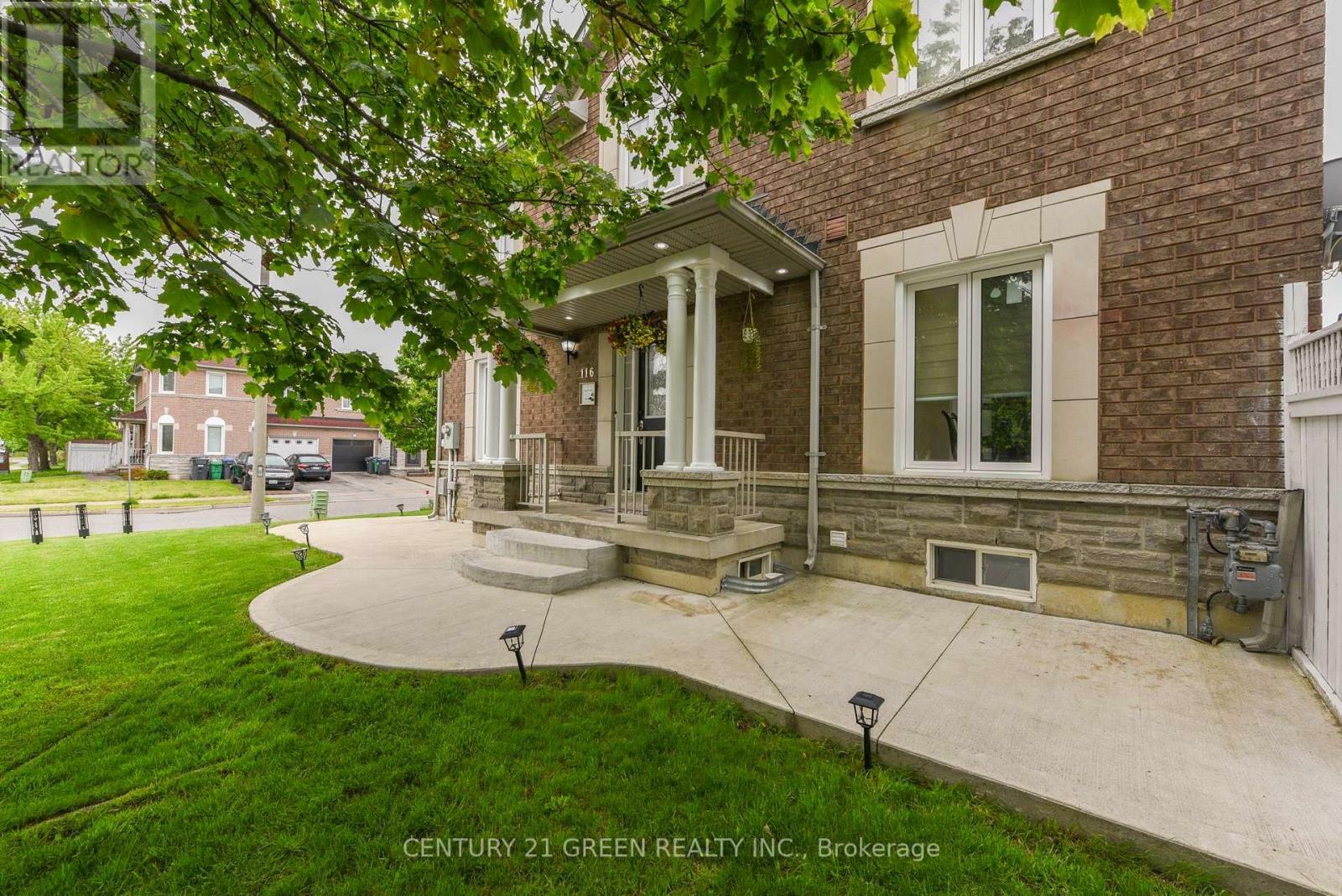 Property Photo: 116 Canada Goose Boulevard ON L6R 2A4