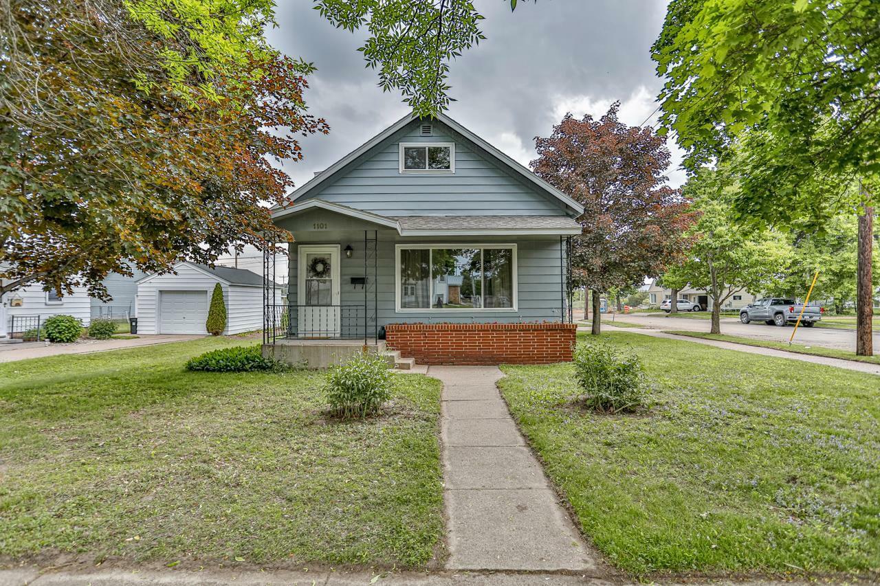 Property Photo: 1101 North 1st Avenue WI 54401