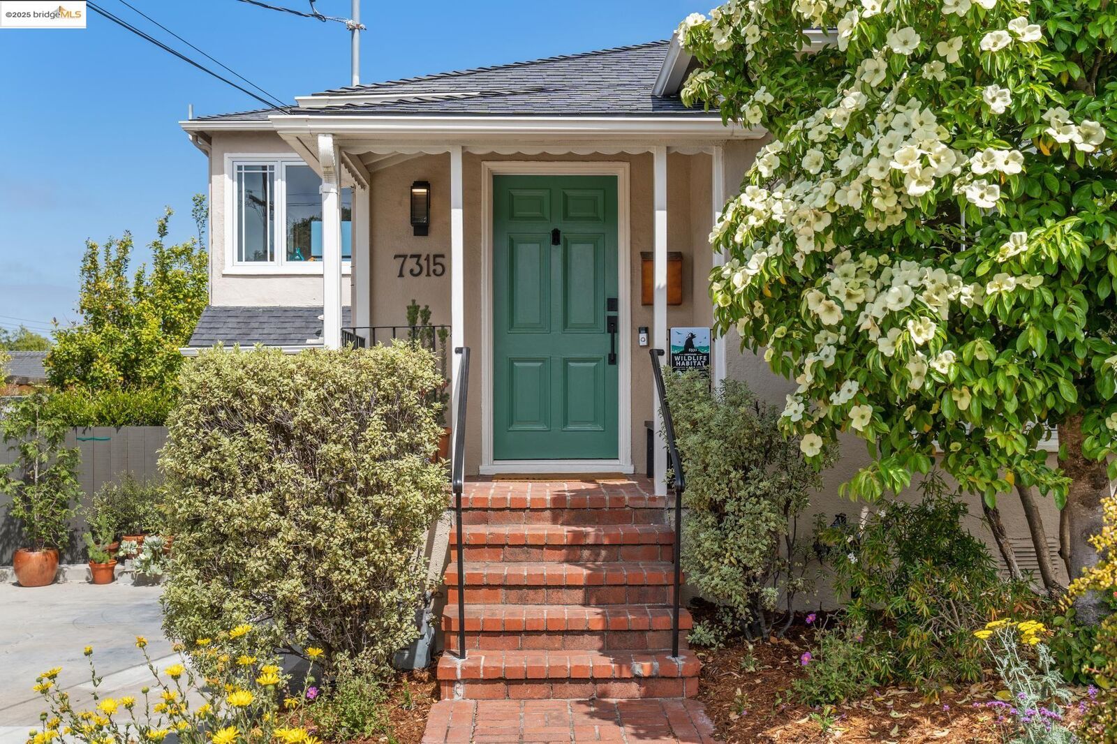 Property Photo:  7315 Stockton Ave  CA 94530 