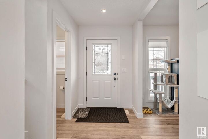 Property Photo: 7204 Cardinal Way SW AB T6W 2Y5