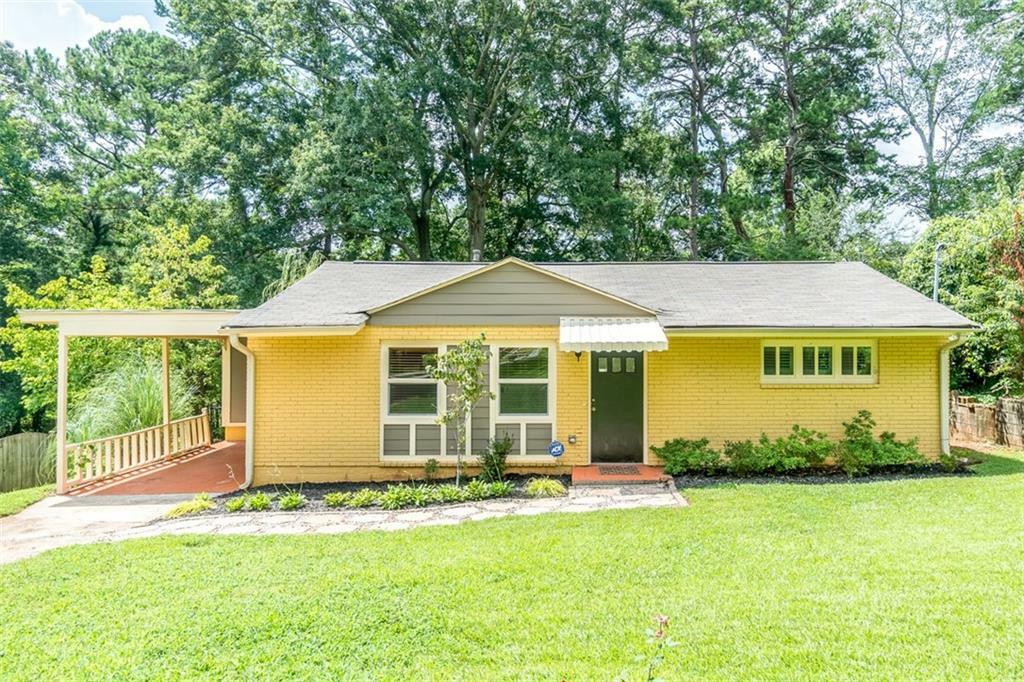 Property Photo: 3467 Pinehill Drive GA 30032