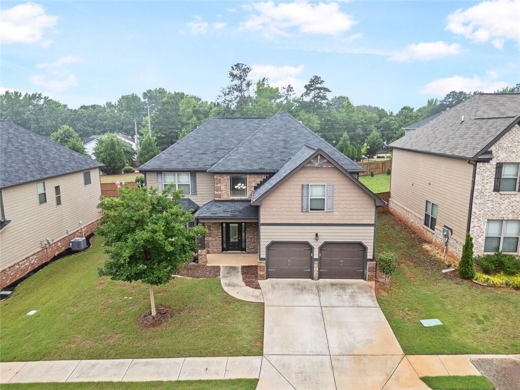 Property Photo:  212 Jetta Circle  GA 30253 