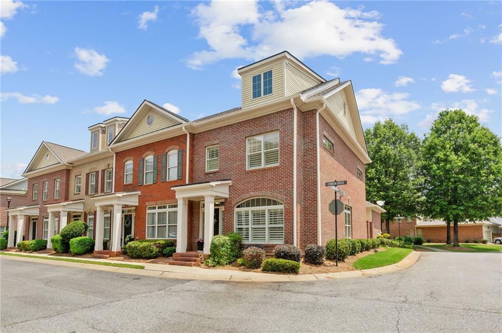 Property Photo: 5029 Rosalie Road GA 30022