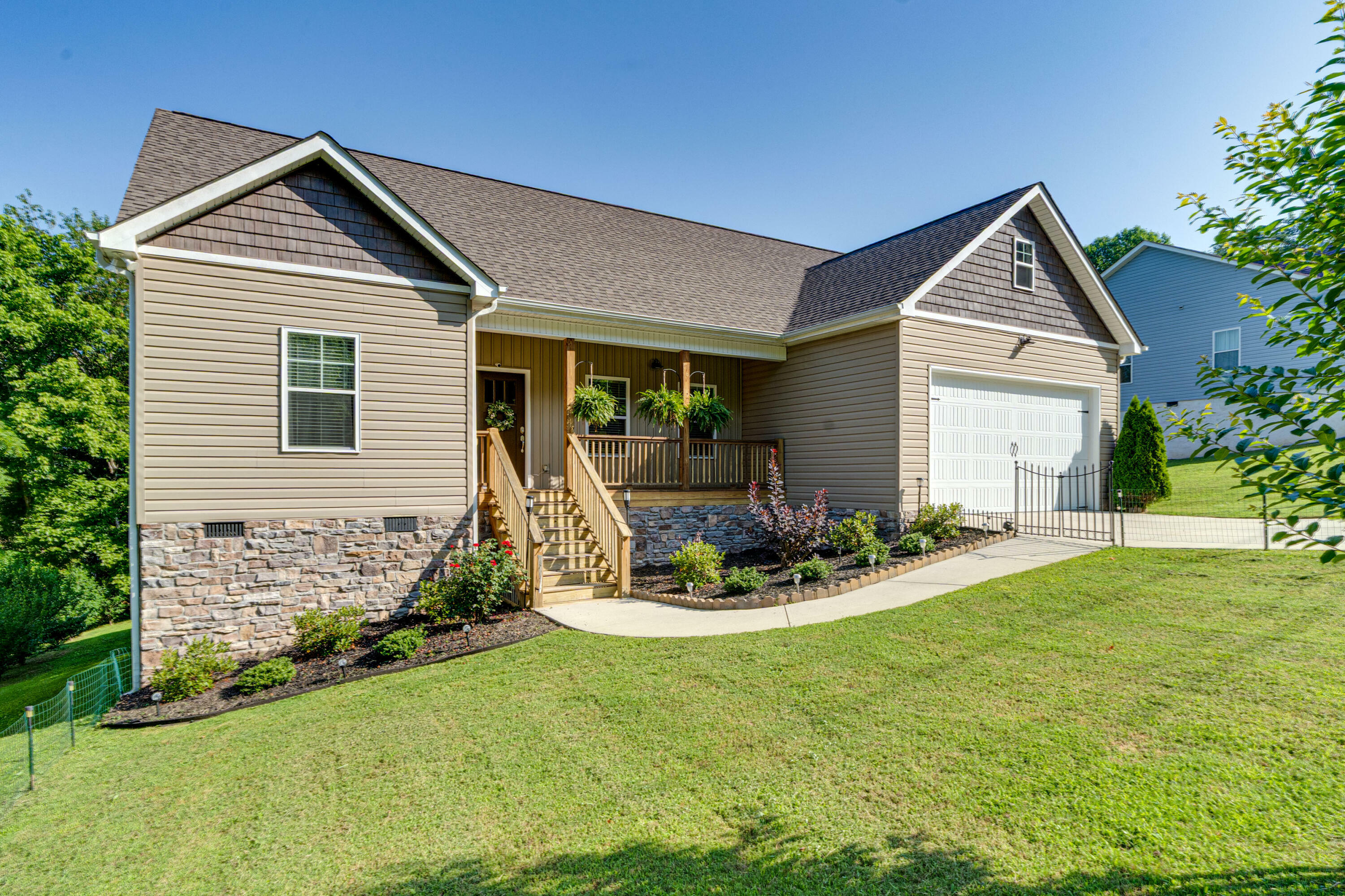 Property Photo: 9443 Harris Street TN 37379