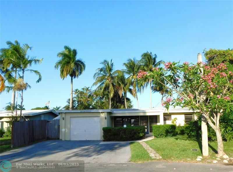 Property Photo: 2678 Key Largo Ln FL 33312