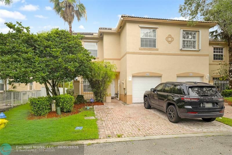 Property Photo: 604 NW 170th Ter FL 33028
