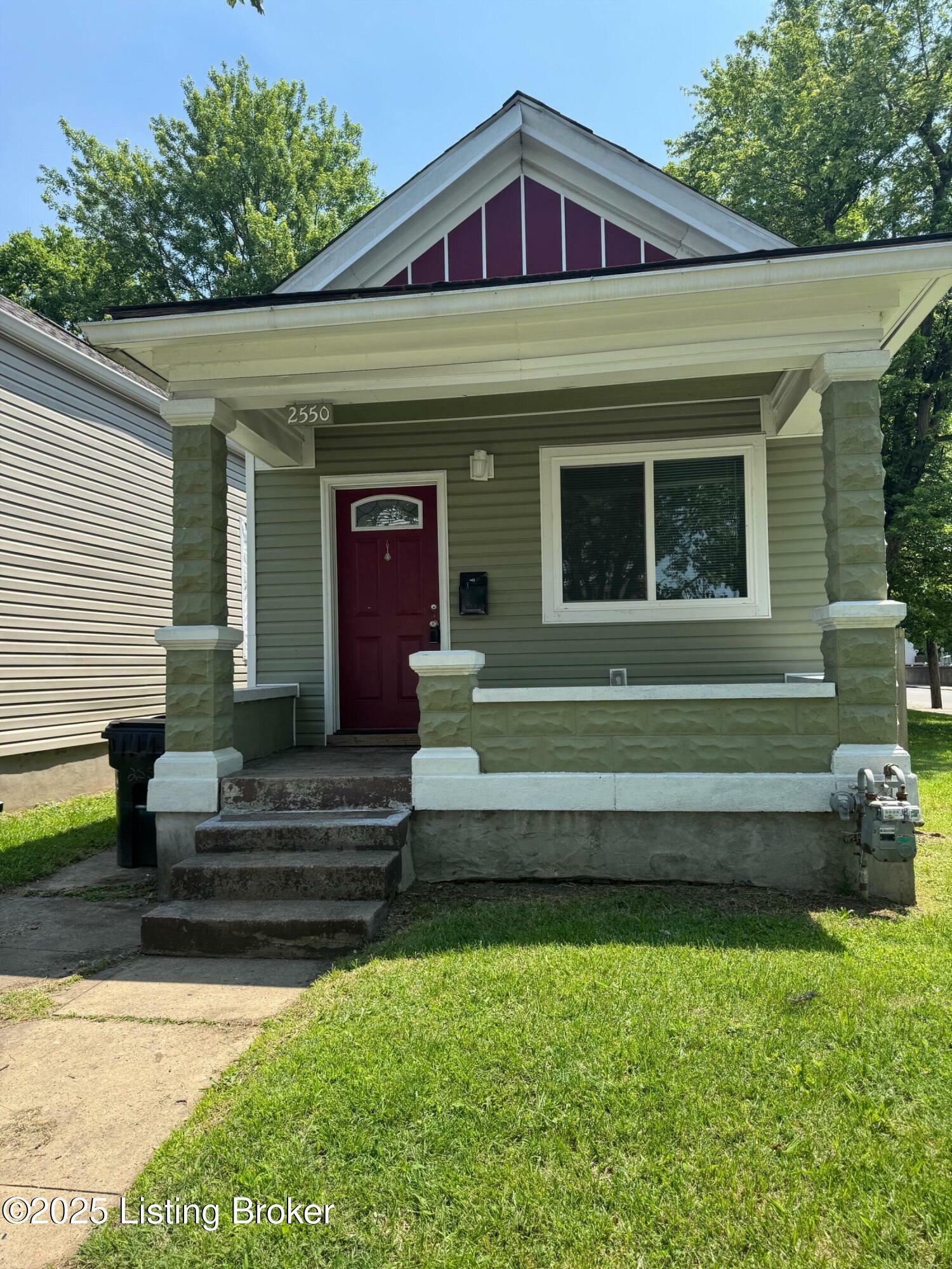 Property Photo: 2550 Saint Cecilia St KY 40212