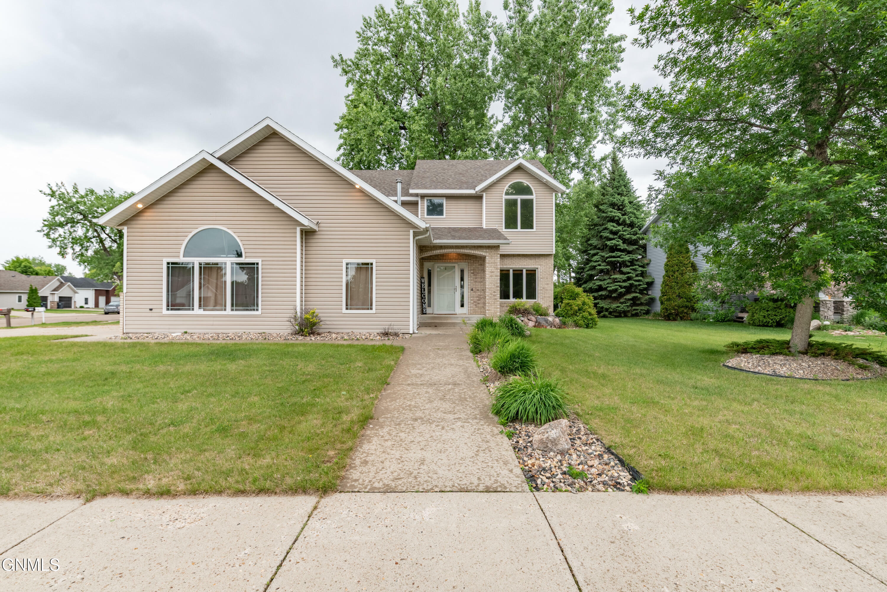 3406 Heartwood Drive SE  Mandan ND 58554 photo