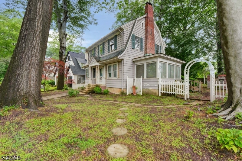 Property Photo: 28 Forest Dr NJ 07003