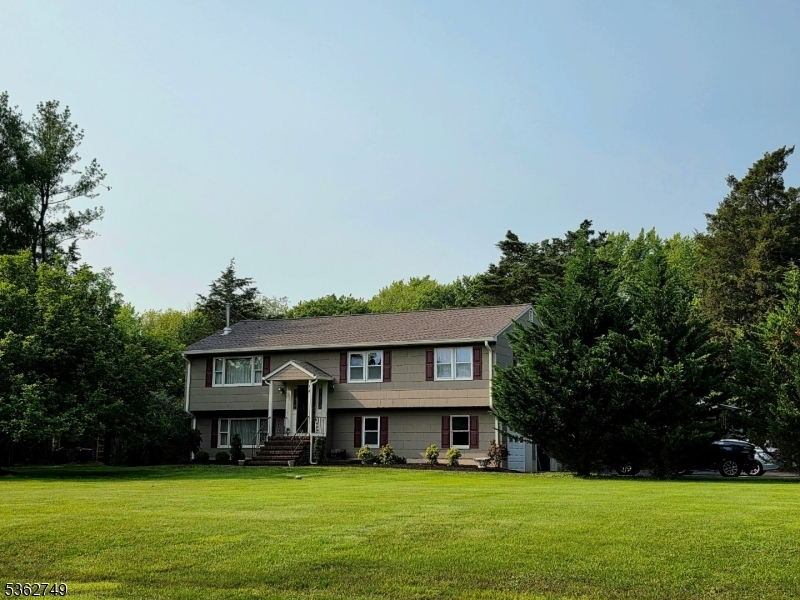 Property Photo: 18 Sunset View Rd NJ 08889