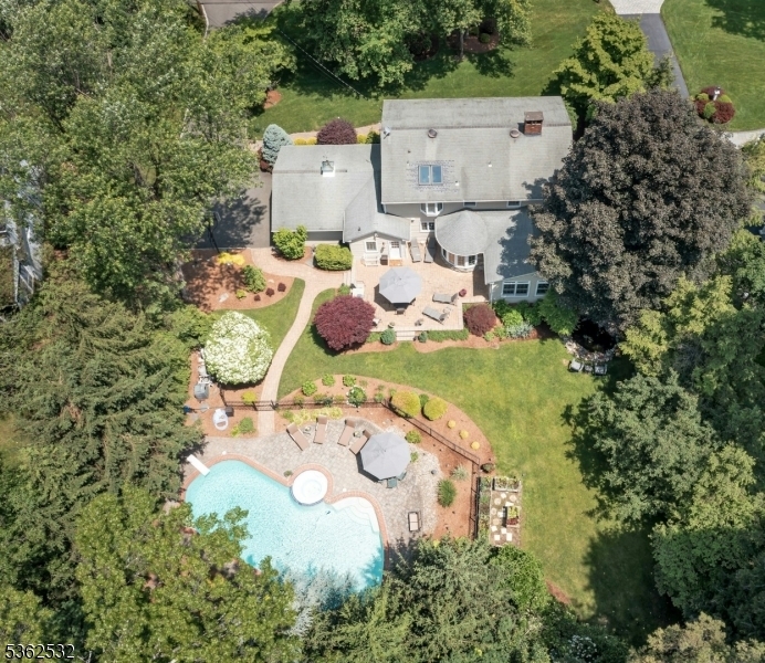 Property Photo:  418 Carlton Rd  NJ 07481 